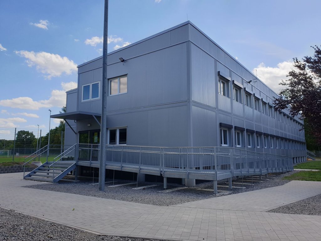 Aufnahme der Interimsschule Öhringen von außen