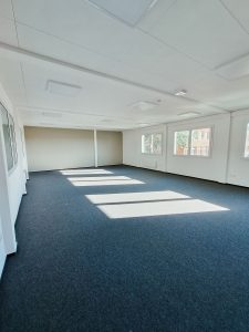 Aufnahme eines Klassenraums der Modulbau-Schule im Schwentinental von innen