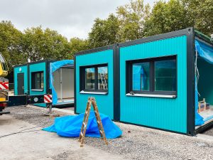 Die ersten Module für die Schule in Herne sind gesetzt