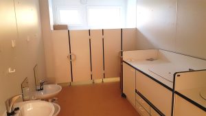 Aufnahme des Sanitärbereichs der Kindertagesstätte in Lahr von innen