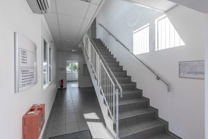 Aufnahme eines Treppenhauses eines Büro- / Verwaltungscontainers von innen