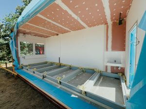 Anlieferung der Containermodule für die Schule in Rheine
