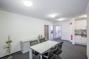 Aufnahme einer Räumlichkeit eines Büro- / Verwaltungscontainers von innen