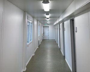 Aufnahme einer Wohnanlage für Geflüchtete von innen